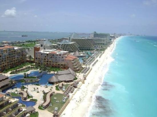 Sugar P. reccomend Cancun hotels on the strip