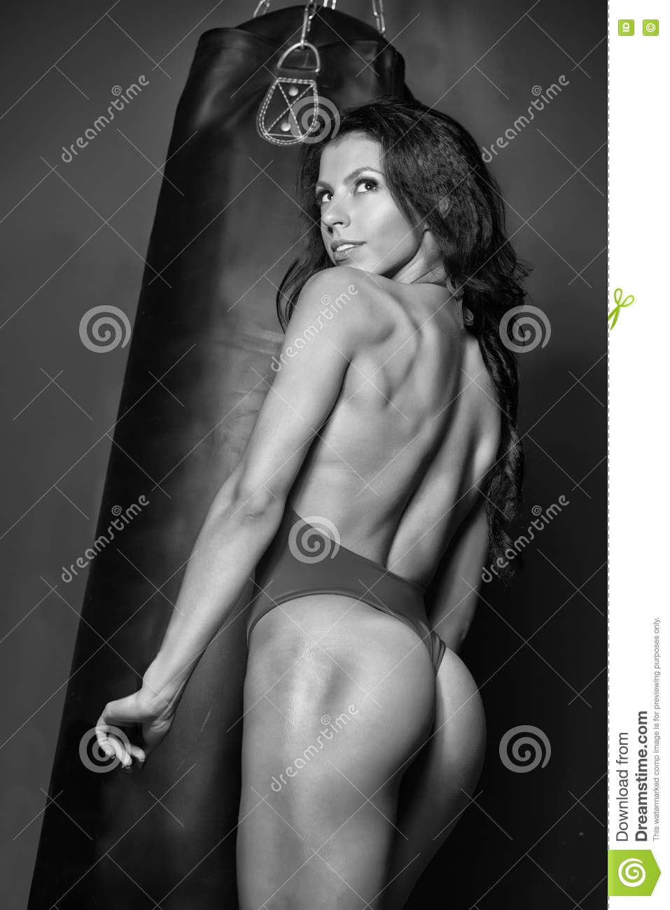 AK47 reccomend Erotica female fitness muscle