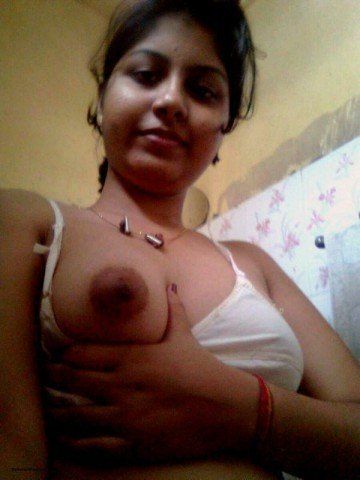 Nude boob of indian school girl