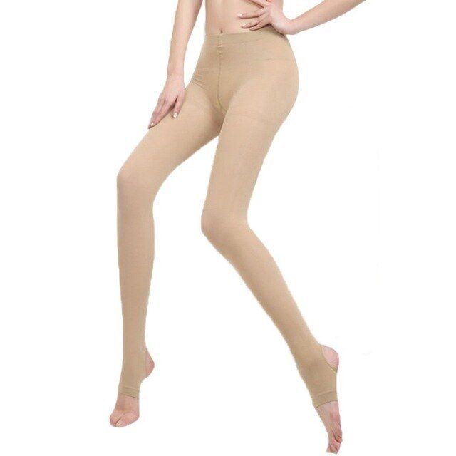 Completely seamless pantyhose