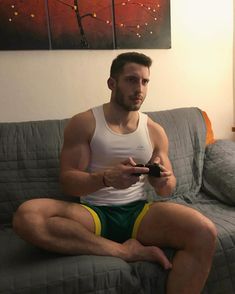 Masher reccomend Guys playing computer games naked